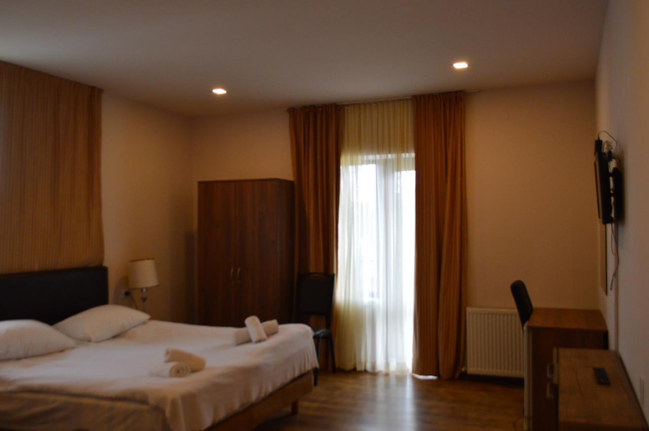 New White House Hotell Bakuriani Exteriör bild