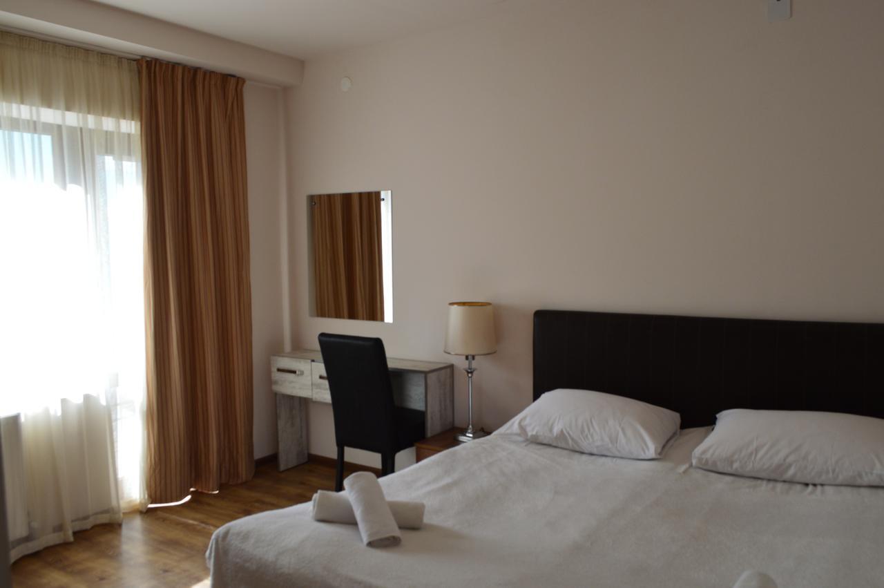 New White House Hotell Bakuriani Exteriör bild