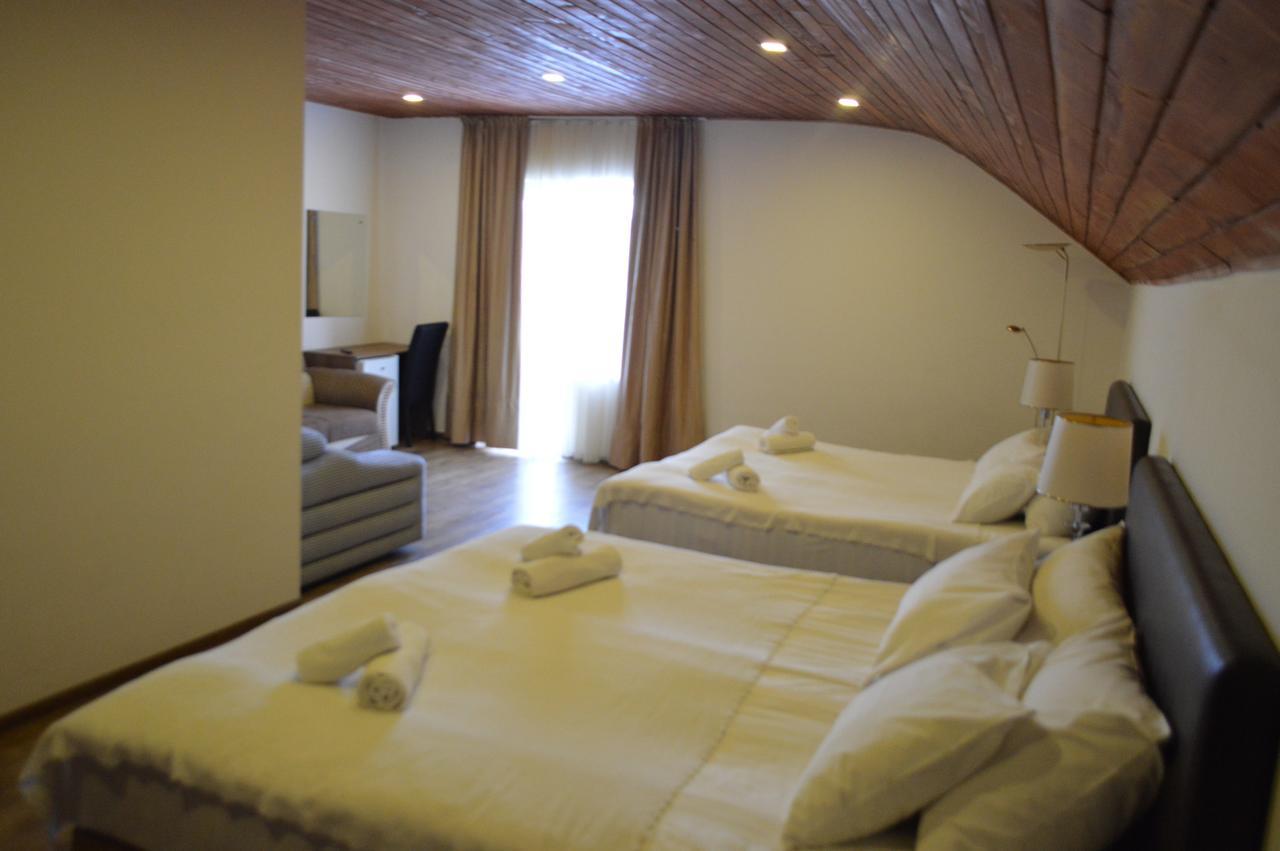 New White House Hotell Bakuriani Exteriör bild