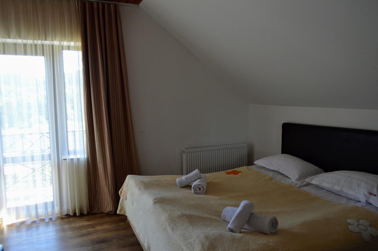 New White House Hotell Bakuriani Exteriör bild